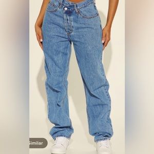 Fashion Nova Crossover Jeans